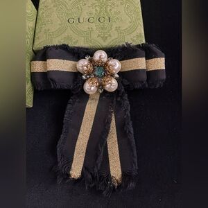 Brand new with box & bag Gucci Grosgrain Bow Brooch Pin with Pearls &Crystals